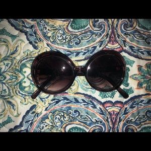 Round Black Sunglasses